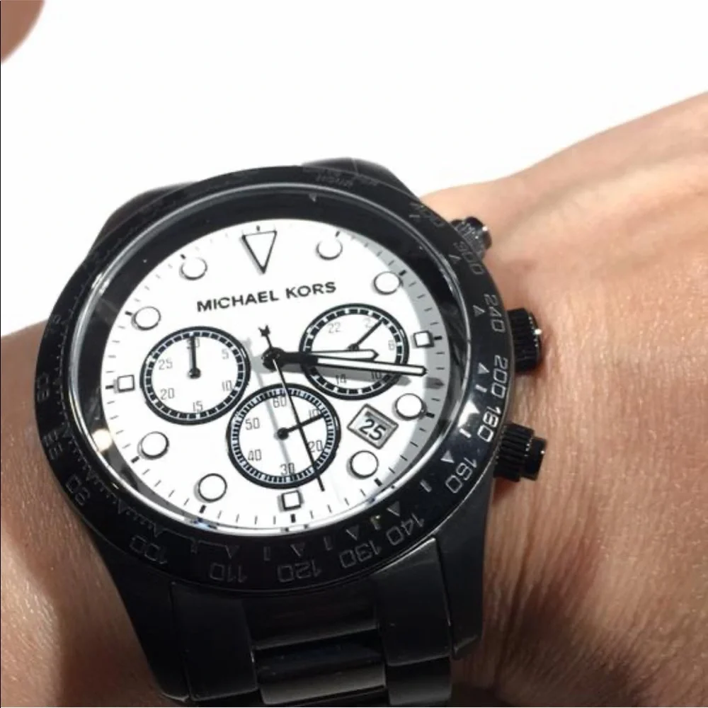 Michael Kors woman’s watch 🌺 - Picture 10 of 13